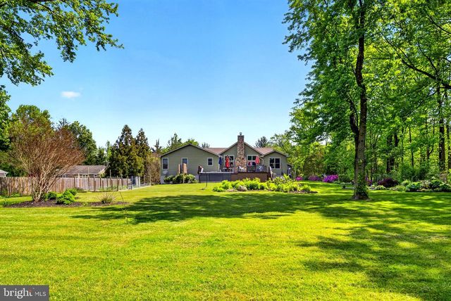 1712 ARK RD, Hainesport, NJ 08036