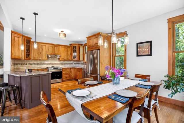 1712 ARK RD, Hainesport, NJ 08036