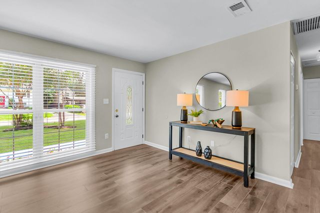 1668 Mepkin Road, Charleston, SC 29407