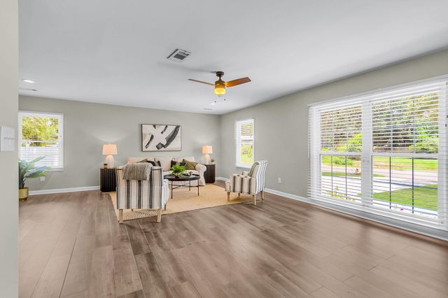 1668 Mepkin Road, Charleston, SC 29407