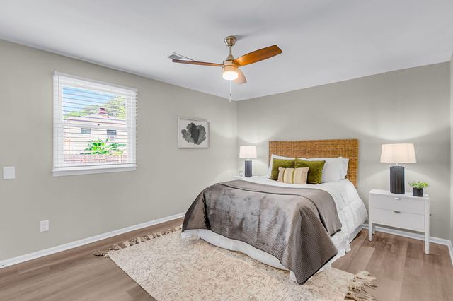 1668 Mepkin Road, Charleston, SC 29407