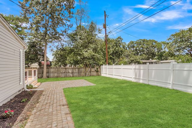 1668 Mepkin Road, Charleston, SC 29407
