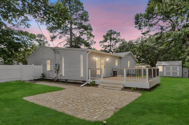 1668 Mepkin Road, Charleston, SC 29407