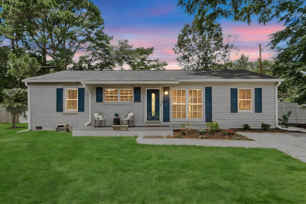 1668 Mepkin Road, Charleston, SC 29407