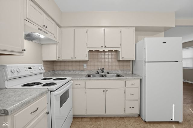 1713 Nelson Avenue, Indianapolis, IN 46203