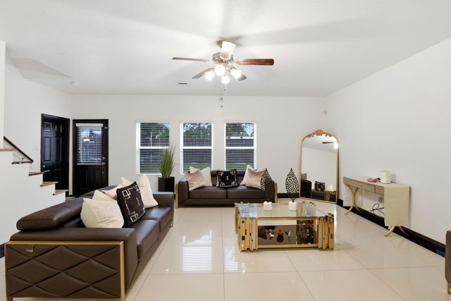 12219 Urban Trees Way, Humble, TX 77346