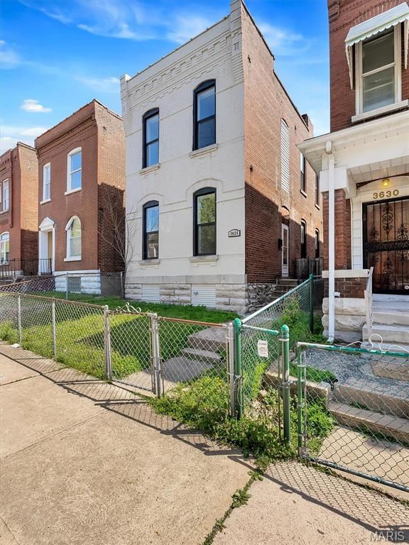 3626 Nebraska Avenue, St Louis, MO 63118