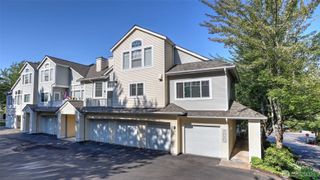 425 S 46th Place #E, Renton, WA 98055