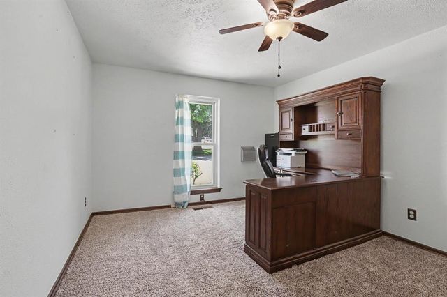 808 Glenridge Drive, Edmond, OK 73013