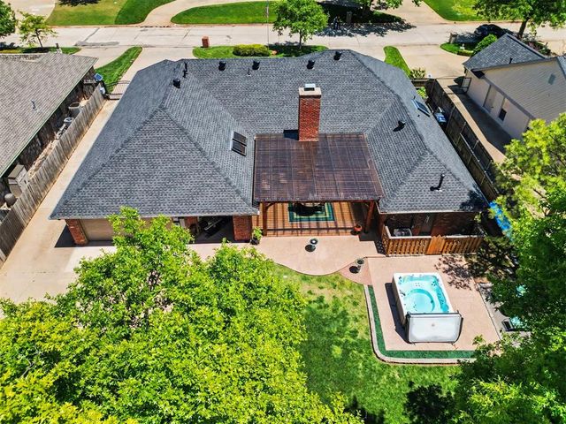 808 Glenridge Drive, Edmond, OK 73013