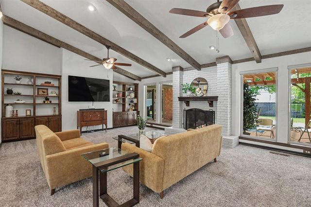 808 Glenridge Drive, Edmond, OK 73013