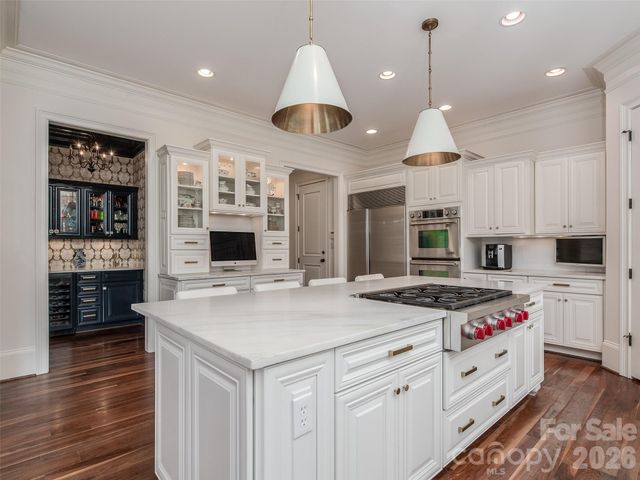 2508 Maybank Drive, Charlotte, NC 28211