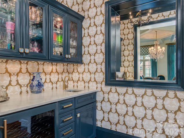 2508 Maybank Drive, Charlotte, NC 28211