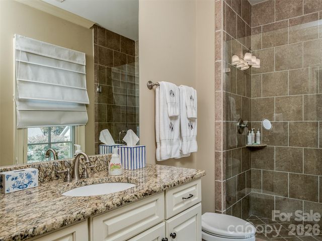2508 Maybank Drive, Charlotte, NC 28211