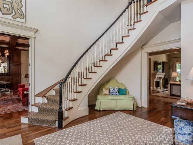 2508 Maybank Drive, Charlotte, NC 28211