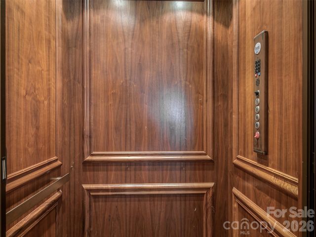 2508 Maybank Drive, Charlotte, NC 28211