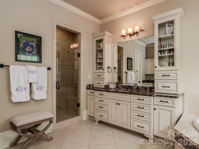 2508 Maybank Drive, Charlotte, NC 28211