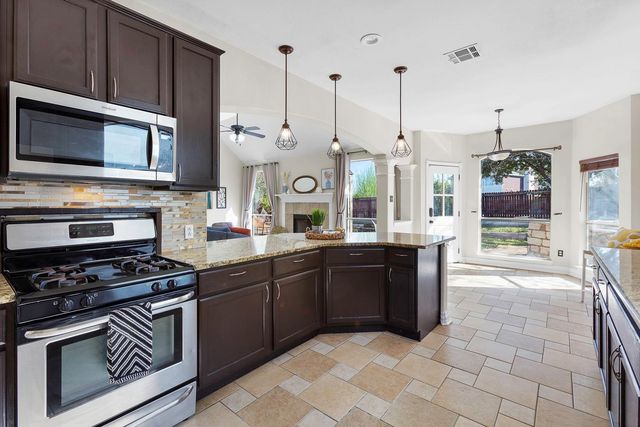 7024 Thistle Hill WAY, Austin, TX 78754