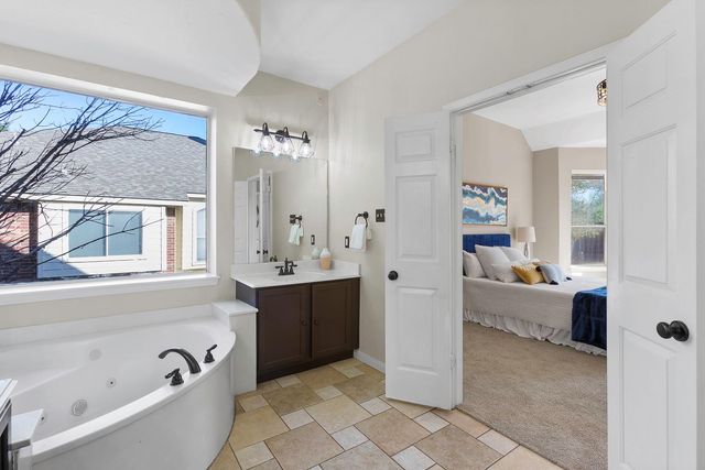 7024 Thistle Hill WAY, Austin, TX 78754