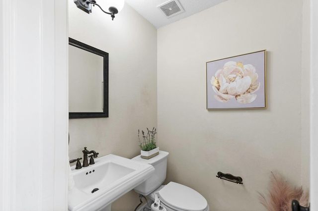 7024 Thistle Hill WAY, Austin, TX 78754