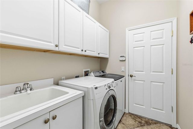 7714 ASHLEY CIRCLE, Bradenton, FL 34201