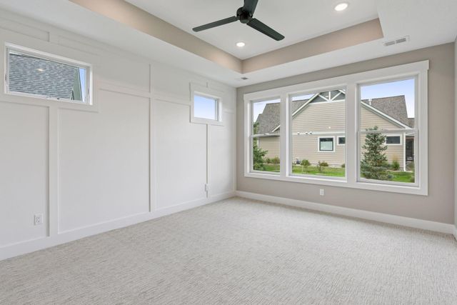 11301 Latrobe Lane N, Lake Elmo, MN 55042