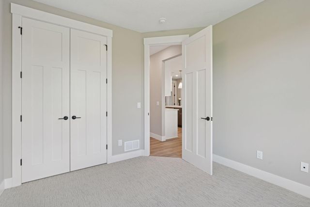 11301 Latrobe Lane N, Lake Elmo, MN 55042