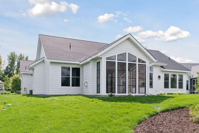 11301 Latrobe Lane N, Lake Elmo, MN 55042