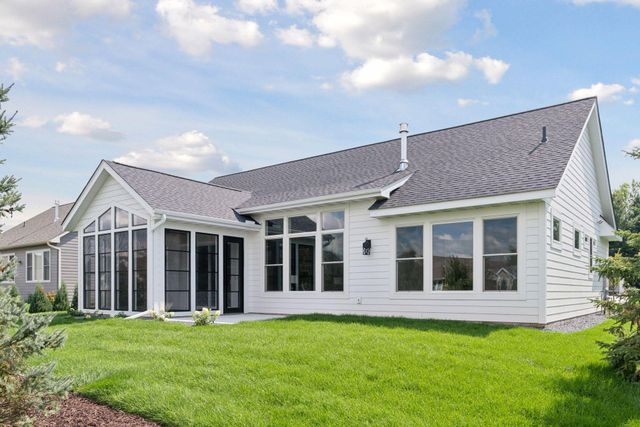 11301 Latrobe Lane N, Lake Elmo, MN 55042