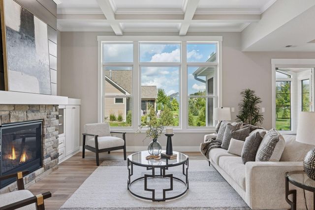 11301 Latrobe Lane N, Lake Elmo, MN 55042