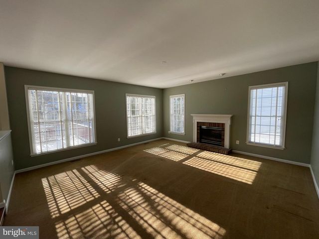 21330 MEADOW FIELD CT, Broadlands, VA 20148