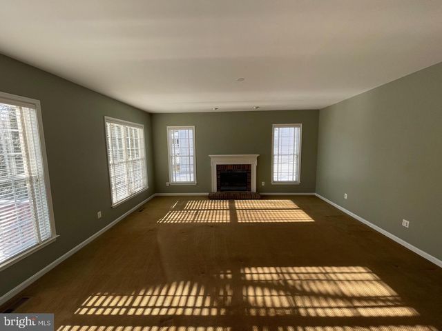 21330 MEADOW FIELD CT, Broadlands, VA 20148