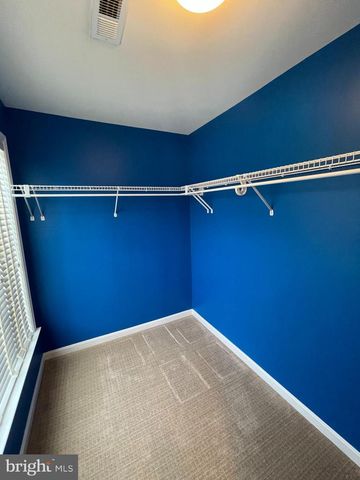 21330 MEADOW FIELD CT, Broadlands, VA 20148