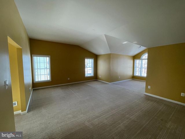 21330 MEADOW FIELD CT, Broadlands, VA 20148