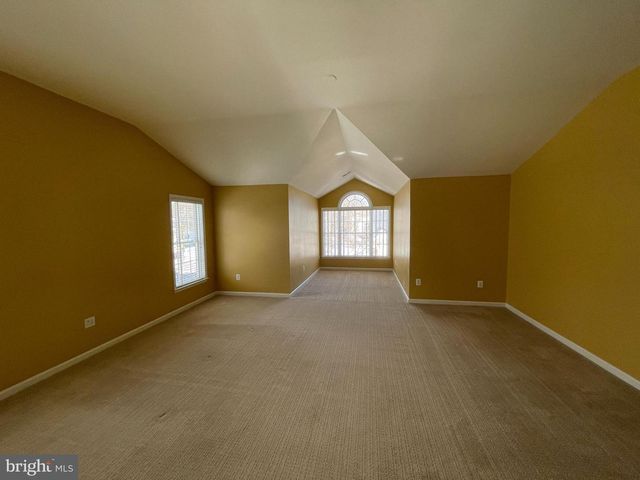 21330 MEADOW FIELD CT, Broadlands, VA 20148