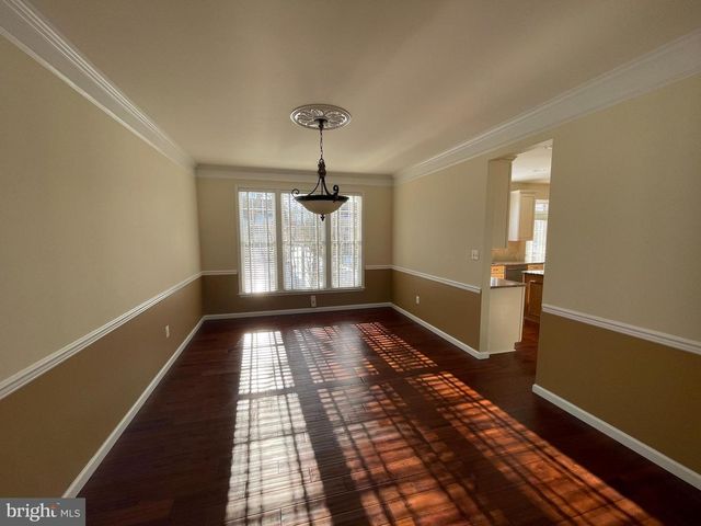 21330 MEADOW FIELD CT, Broadlands, VA 20148