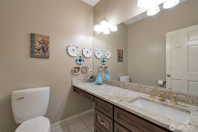9701 SE 5th St, Bellevue, WA 98004