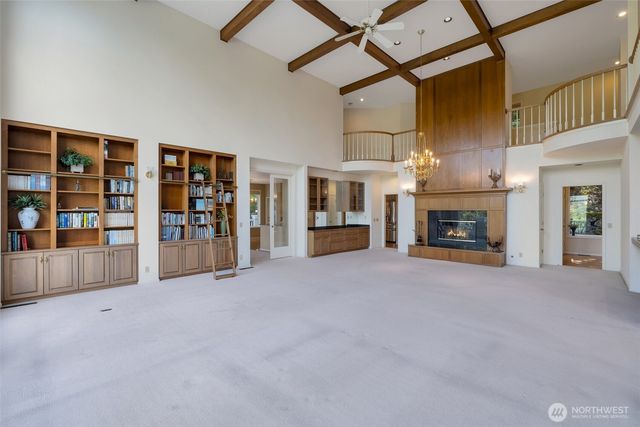 9701 SE 5th St, Bellevue, WA 98004