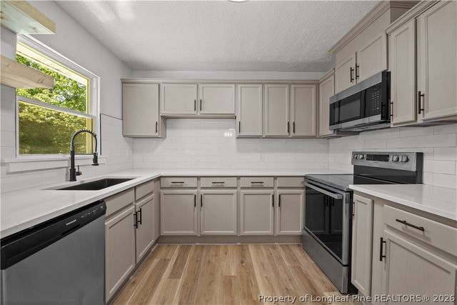 1813 Cawdor Drive, Fayetteville, NC 28304