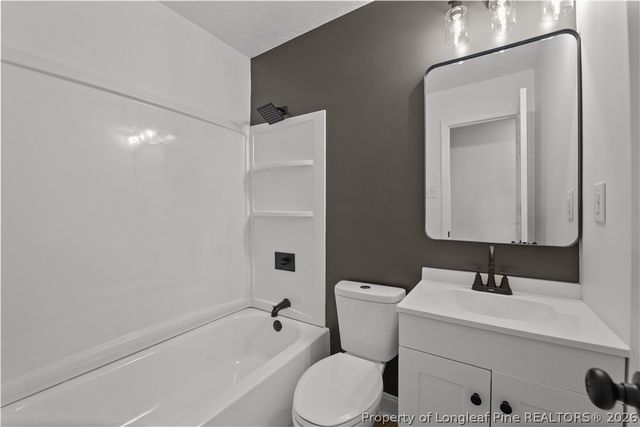 1813 Cawdor Drive, Fayetteville, NC 28304