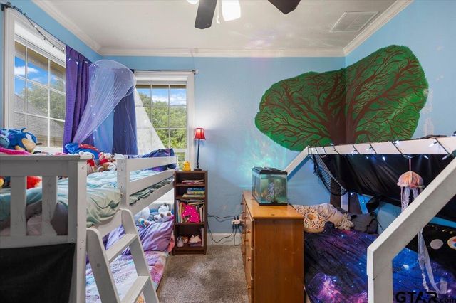 249 Heritage Ct, Lindale, TX 75771