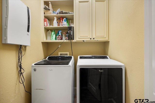 249 Heritage Ct, Lindale, TX 75771