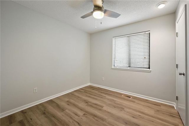 14406 St Andrews Drive, Grandview, MO 64030