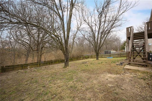 14406 St Andrews Drive, Grandview, MO 64030