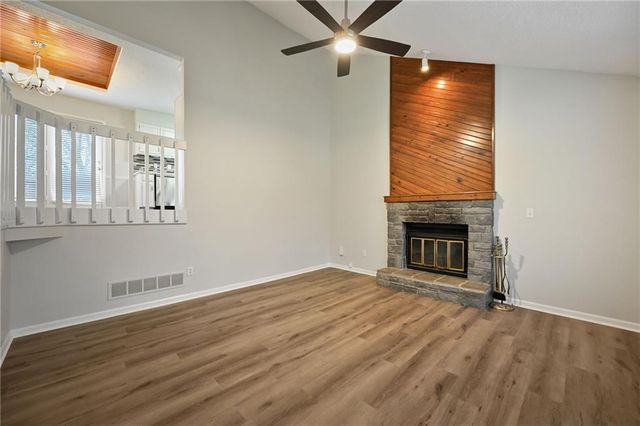 14406 St Andrews Drive, Grandview, MO 64030