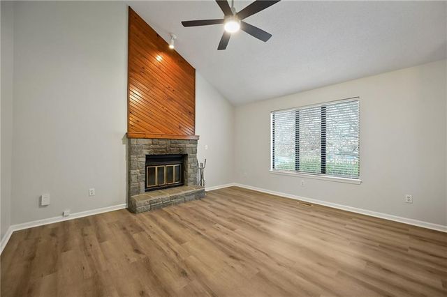 14406 St Andrews Drive, Grandview, MO 64030