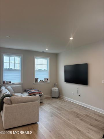 25 Chapel Lane, Wall, NJ 07719