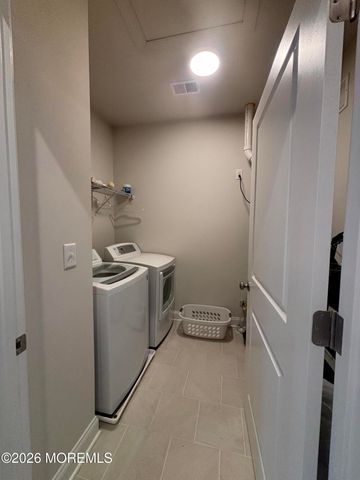 25 Chapel Lane, Wall, NJ 07719