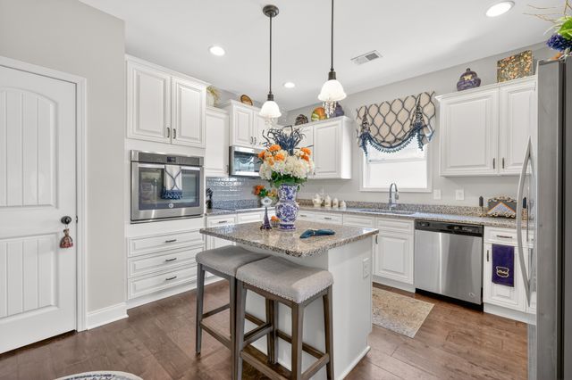 2816 Cason Ln, Murfreesboro, TN 37128