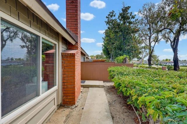 10639 Escobar Dr, San Diego, CA 92124